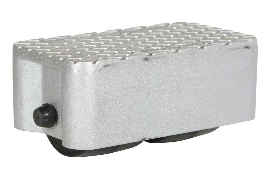 3,000 Lb. Cast Aluminum Dolly – VPRDO-2 – Vestil